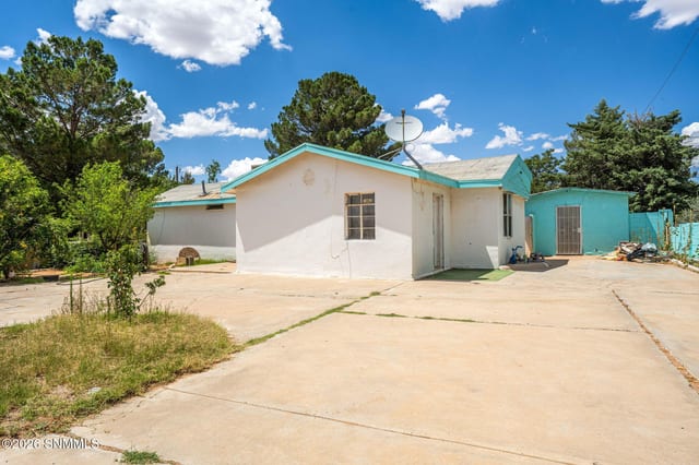 9481 Polaris Street, Las Cruces, NM – 3 bedroom, 1,335 sqft single family residence for sale at $170,000