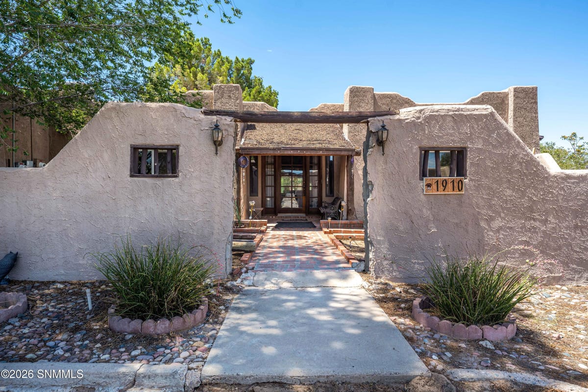 1910 Lillian Court, Las Cruces, NM 88007 photo 6