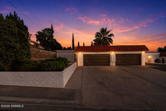 2960 Missouri Avenue, Las Cruces, NM 88011 photo 2