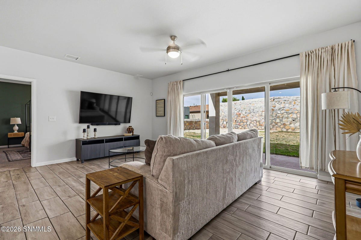 6054 Silver Park Avenue, Santa Teresa, NM 88008, foto 14