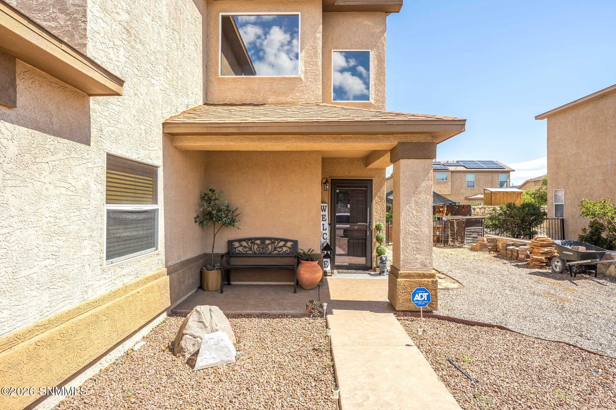 6127 Blue Mountain Drive, Las Cruces, NM 88012 photo 3