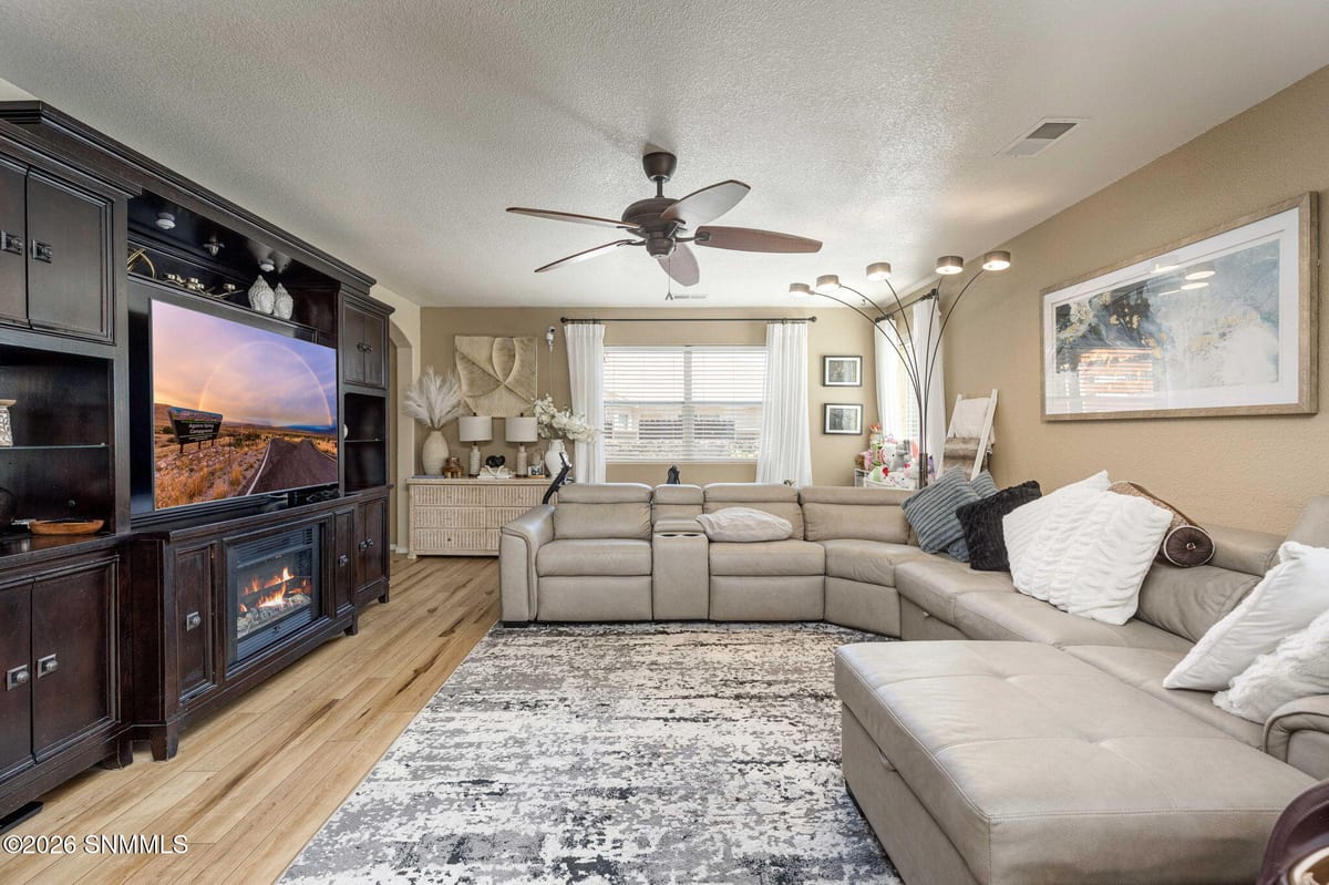 6127 Blue Mountain Drive, Las Cruces, NM 88012 photo 5