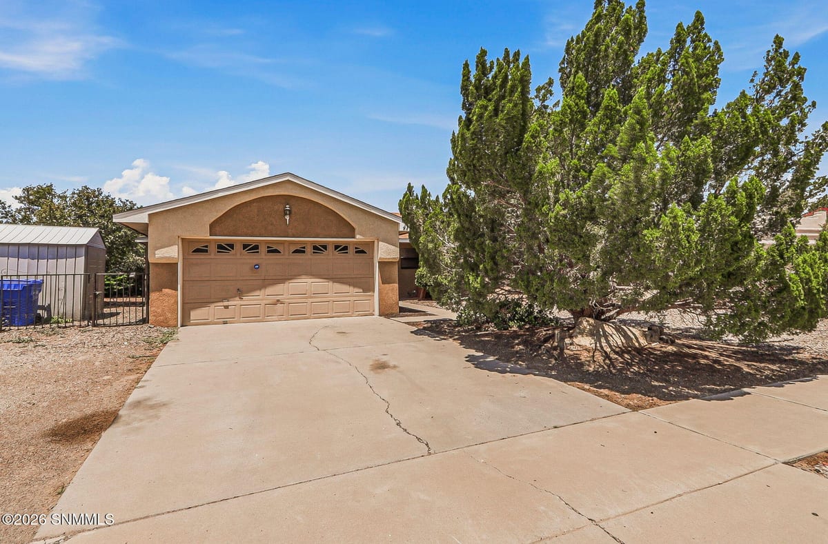 4721 Rio Vista Drive, Las Cruces, NM 88007 photo 1