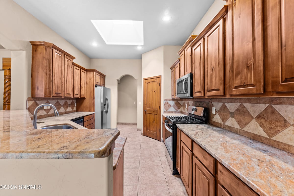 2026 El Presidio Drive, Las Cruces, NM 88011 photo 12