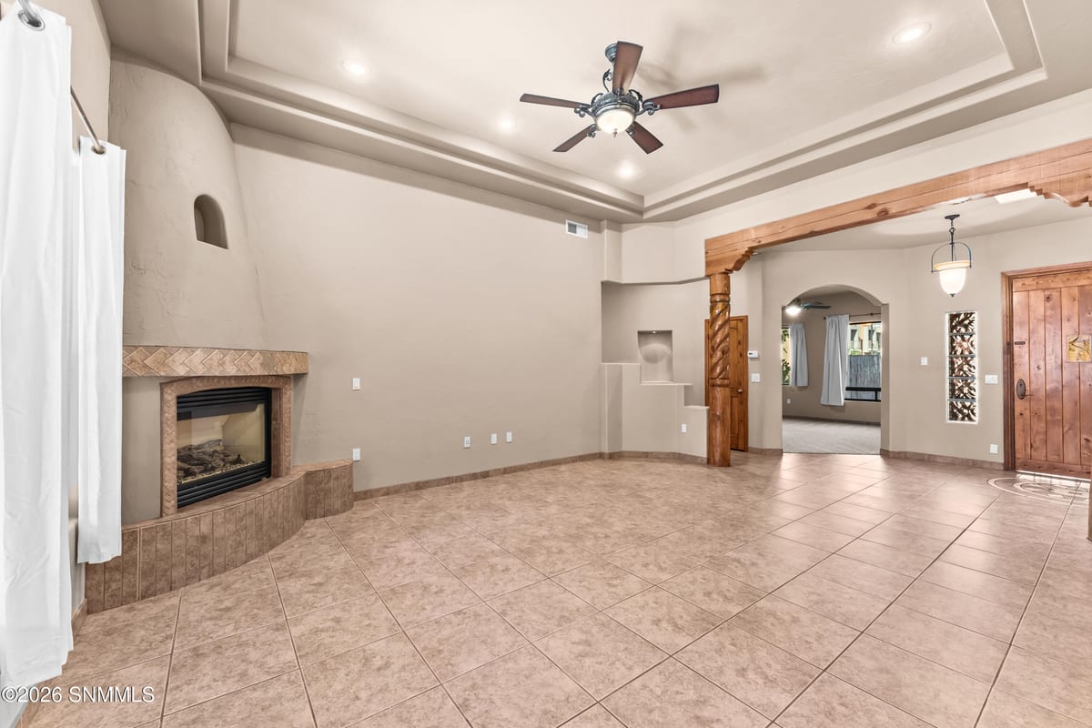 2026 El Presidio Drive, Las Cruces, NM 88011 photo 8