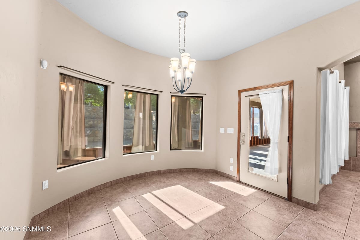 2026 El Presidio Drive, Las Cruces, NM 88011 photo 10