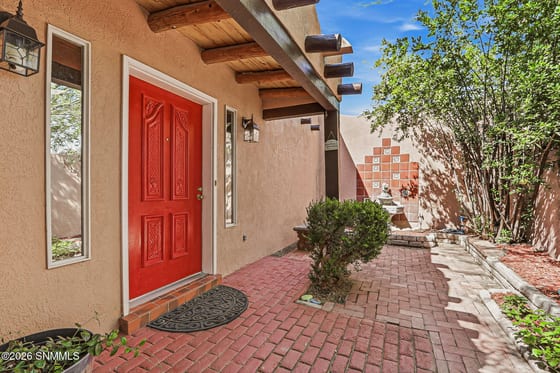 2822 Buena Vida Court, Las Cruces, NM 88011 photo 2