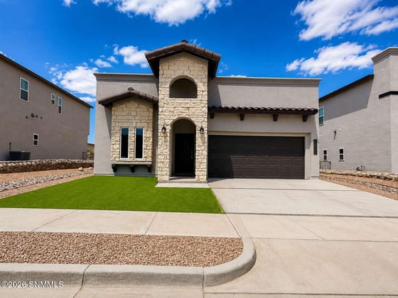 624 La Entrada Circle, Sunland Park, NM 88063 photo 2