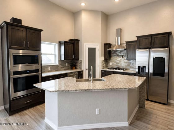 624 La Entrada Circle, Sunland Park, NM 88063 photo 3