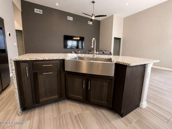 624 La Entrada Circle, Sunland Park, NM 88063 photo 4