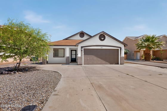 2824 Ancho Avenue, Las Cruces, NM 88007 photo 2
