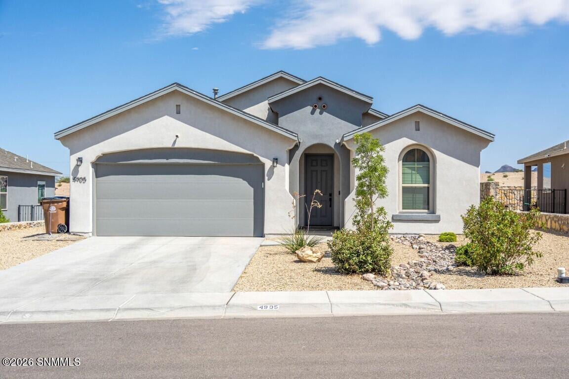 4905 Arabela Drive, Las Cruces, NM 88012 photo 1