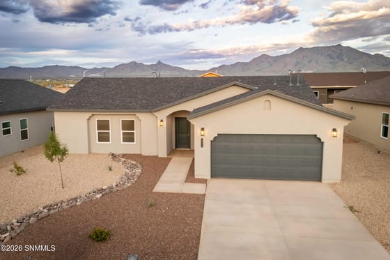 6556 Phoenix Street, Las Cruces, NM 88012 photo 3