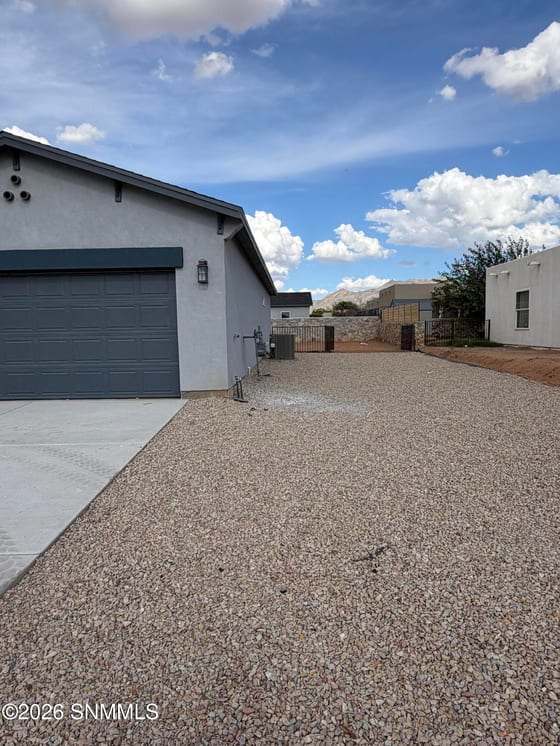 6544 Phoenix Street, Las Cruces, NM 88012 photo 2