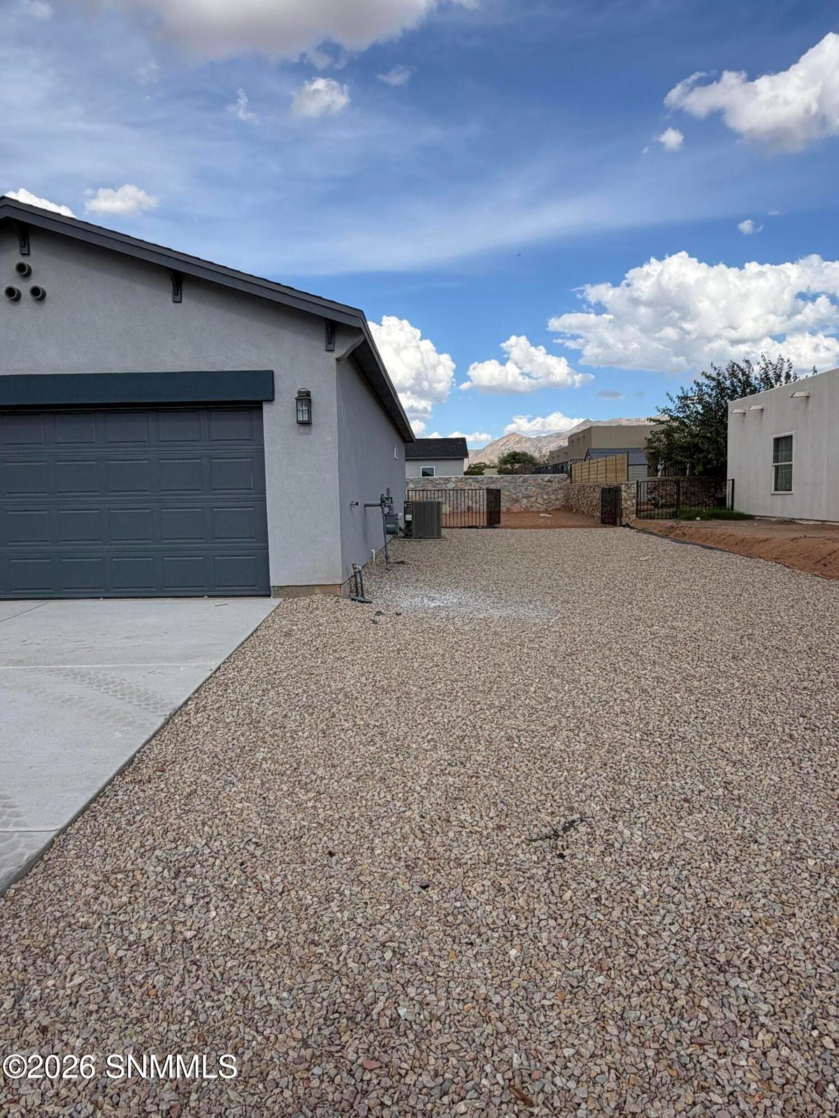 6544 Phoenix Street, Las Cruces, NM 88012 photo 2