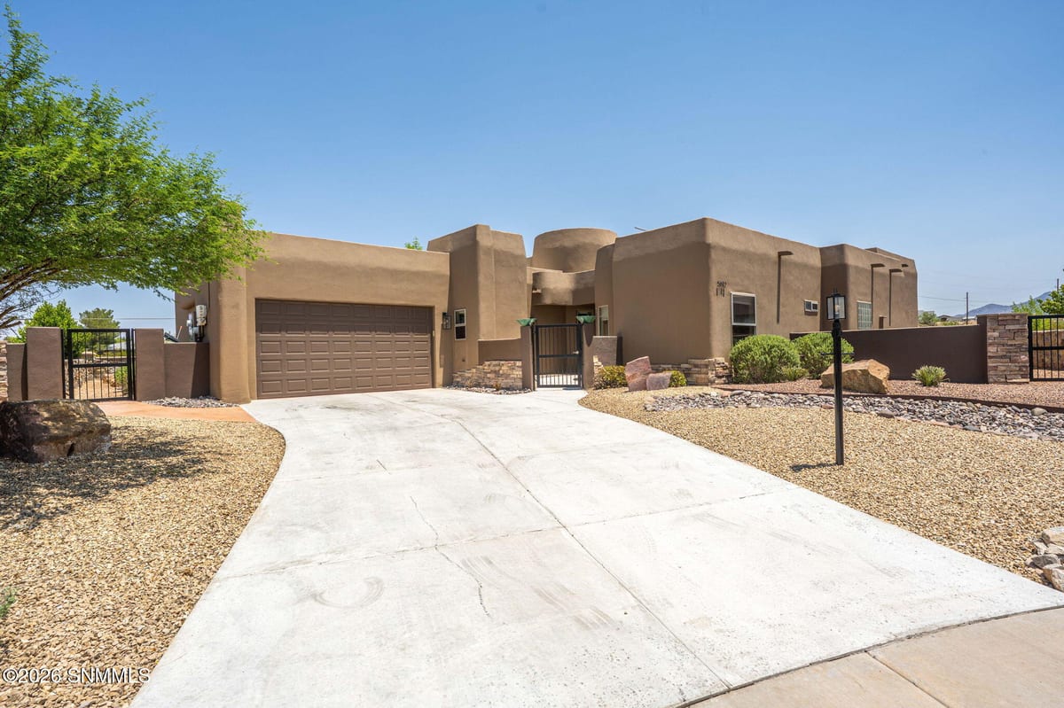 5192 San Carlos Court, Las Cruces, NM 88011 photo 1