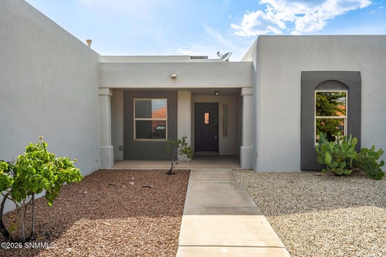 2020 Southern Star Loop, Las Cruces, NM 88011 photo 5