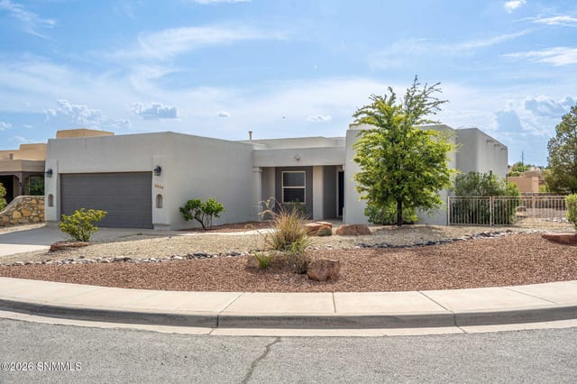 2020 Southern Star Loop, Las Cruces, NM – 4 bedroom, 1,978 sqft single family residence for sale at $395,000