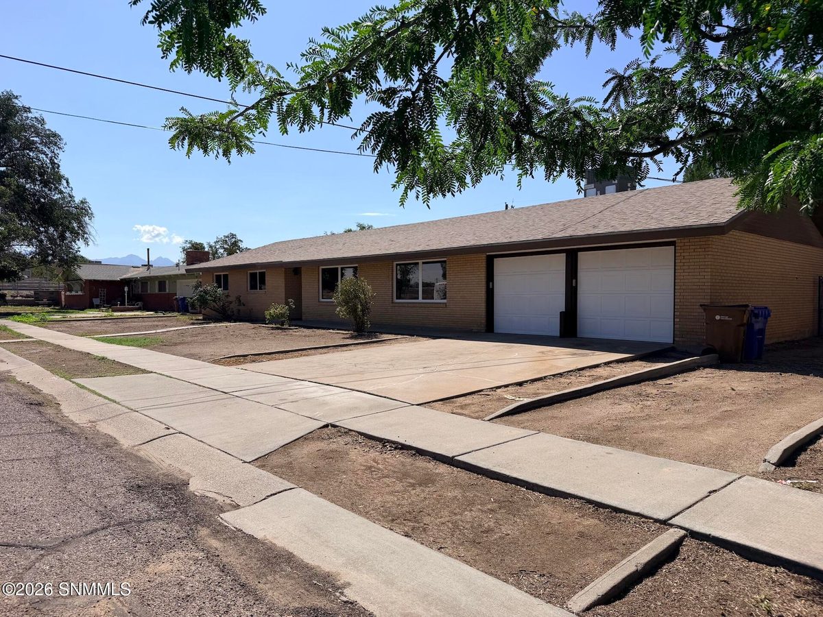 195 Hoagland Road, Las Cruces, NM 88005 photo 1