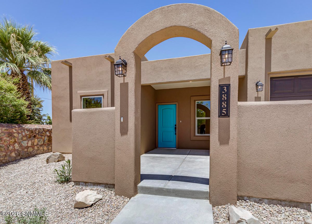 3885 Adriatic Road, Las Cruces, NM 88012 photo 1