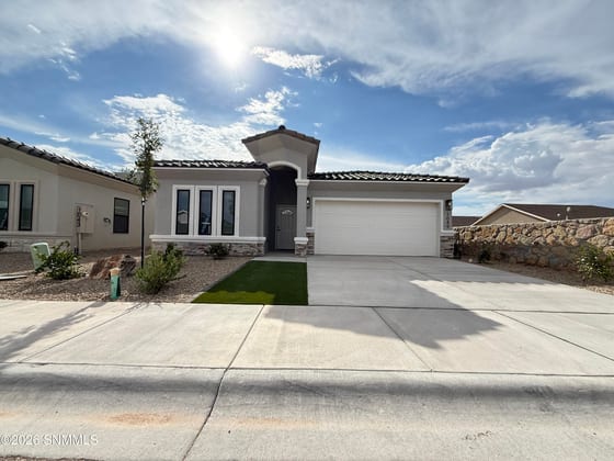1049 Arabetto Road, Las Cruces, NM 88012 photo 2