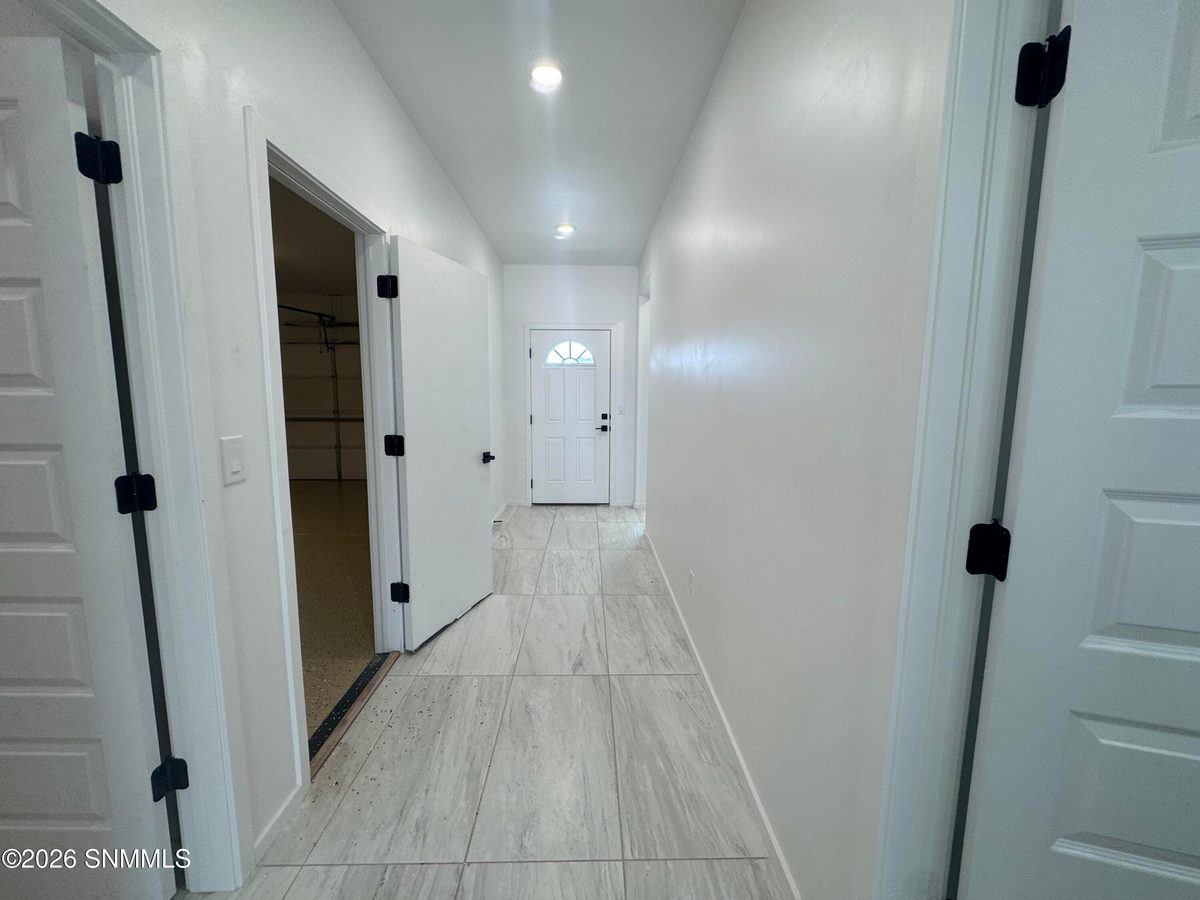 1049 Arabetto Road, Las Cruces, NM 88012 photo 5