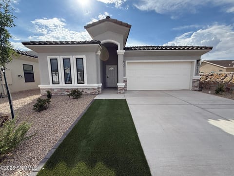 1049 Arabetto Road home for sale