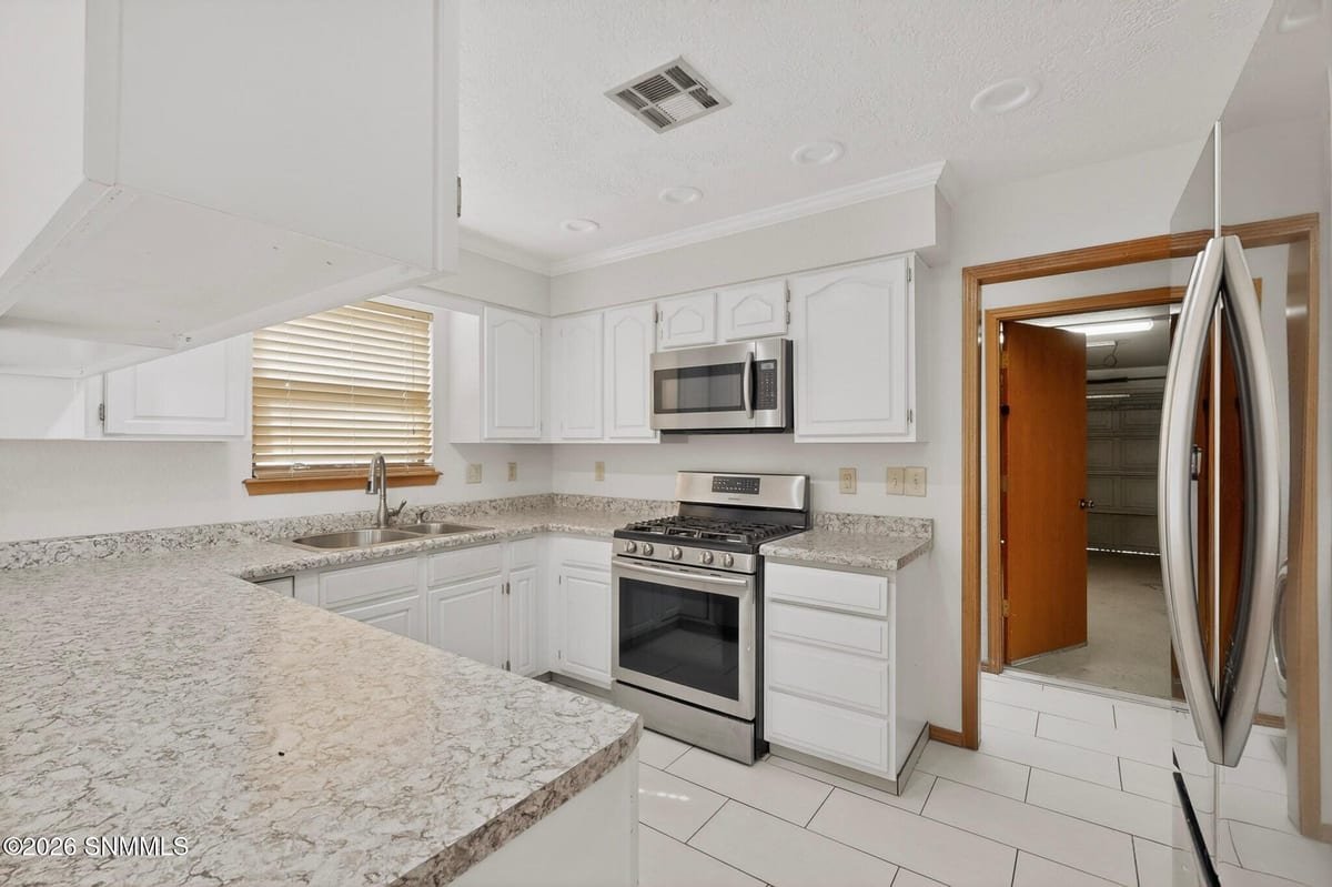 711 Windmill Drive, Las Cruces, NM 88011 photo 13