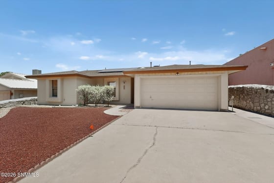 711 Windmill Drive, Las Cruces, NM 88011 photo 2