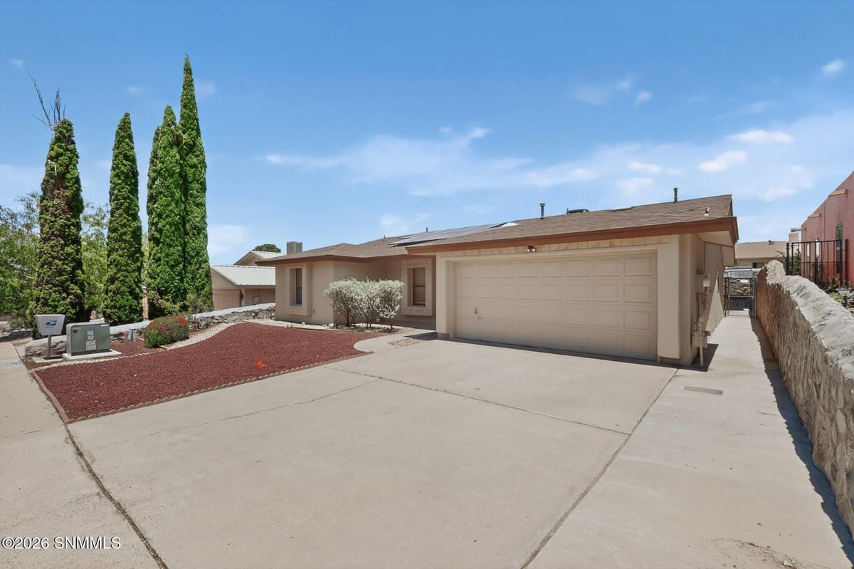 711 Windmill Drive, Las Cruces, NM 88011 photo 3