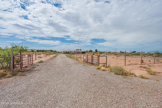 102 Desert Road, Tularosa, NM 88352, foto 2