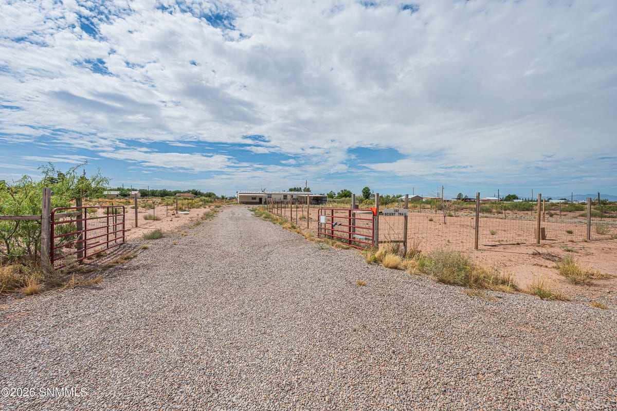 102 Desert Road, Tularosa, NM 88352, foto 2