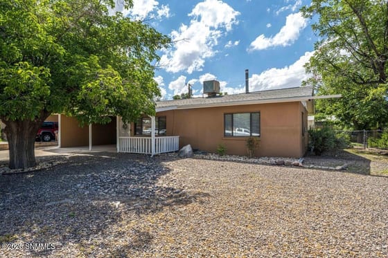 1320 Milton, Las Cruces, NM 88001 photo 3
