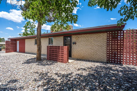 2101 Chilton Drive, Las Cruces, NM 88001 photo 2
