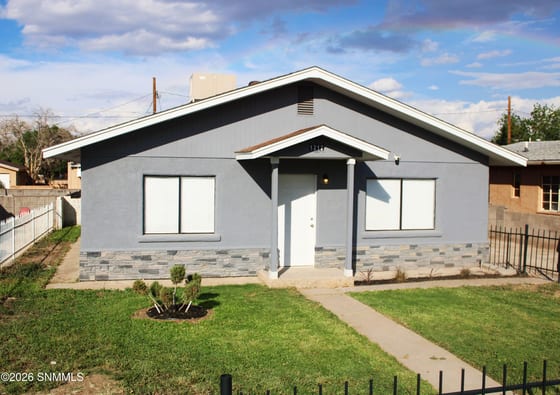 1212 Douglas Drive, Las Cruces, NM 88005 photo 2