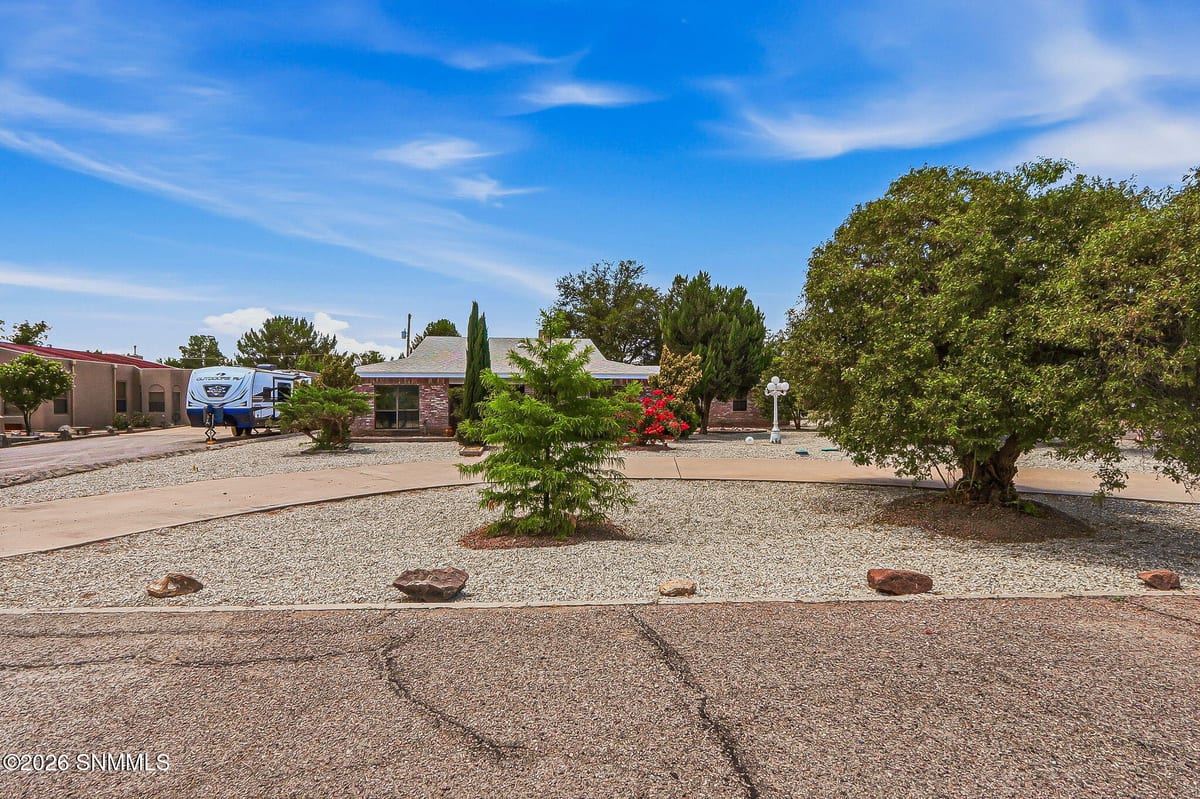 960 Calle Sereno, Las Cruces, NM 88007 photo 8