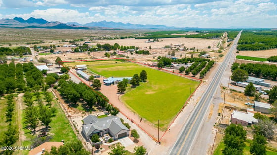 10110 N Valley Drive, Las Cruces, NM 88007 photo 4