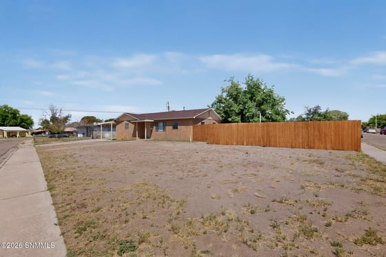 1765 Hamiel Drive, Las Cruces, NM 88001 photo 3