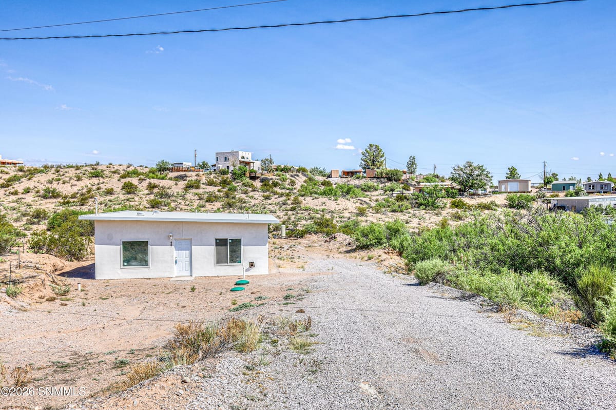 487 Ruby Hills Court, Las Cruces, NM 88005 photo 11