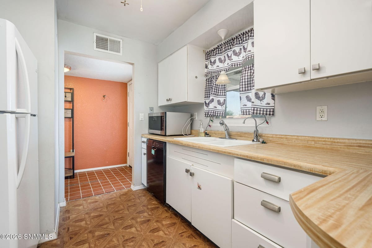 1015 Calle Del Encanto, Las Cruces, NM 88005 photo 12