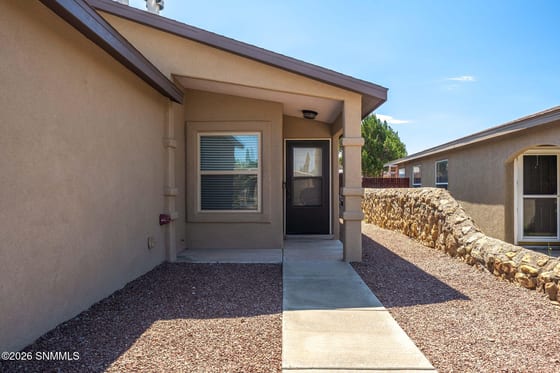 3733 Stoneway Road, Las Cruces, NM 88012 photo 5
