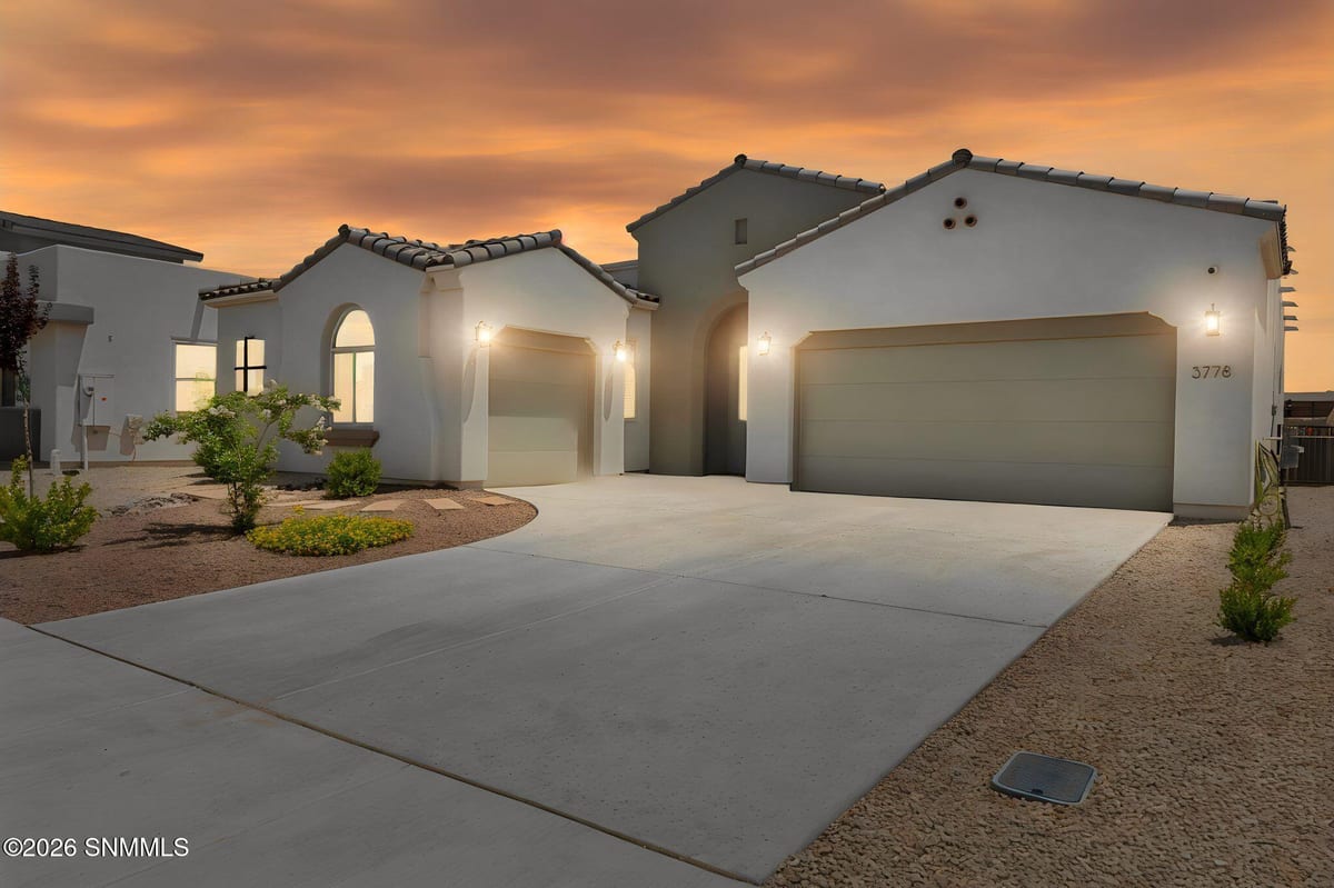 3778 Nightingale Avenue, Las Cruces, NM 88012 photo 1