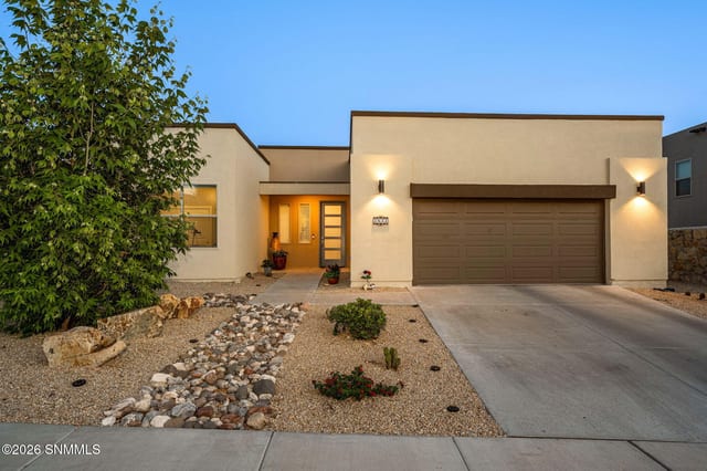 2632 E Springs Road, Las Cruces, NM – 4 bedroom, 2,435 sqft single family residence for sale at $535,000