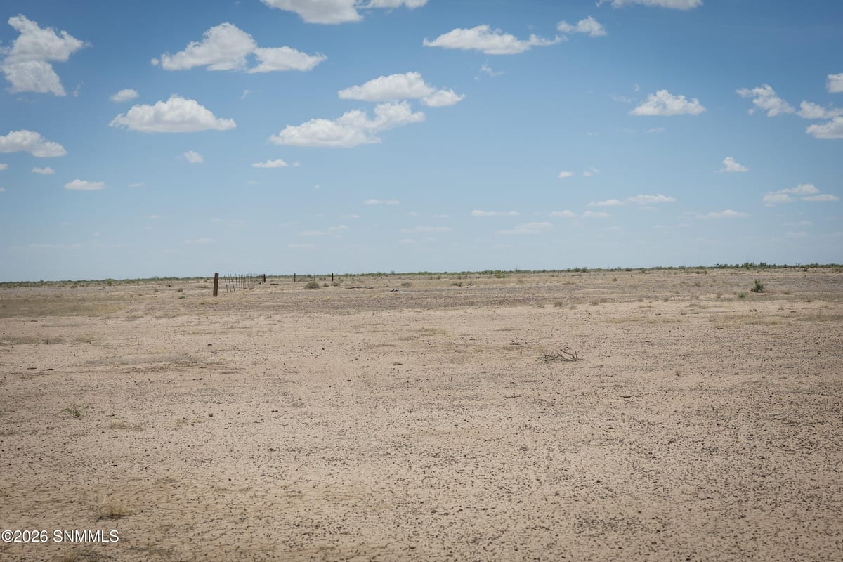18410 SE El Ensueno Road, Deming, NM 88030 photo 4
