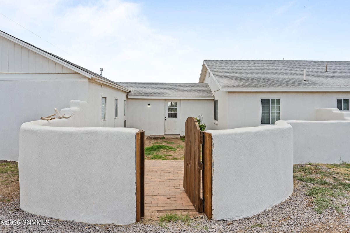 6595 Third Street, Organ, NM 88052 photo 14