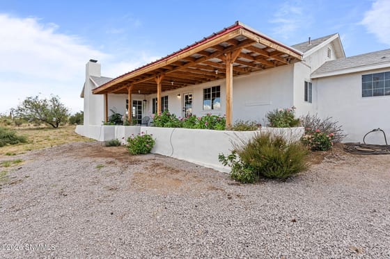 6595 Third Street, Organ, NM 88052 photo 2