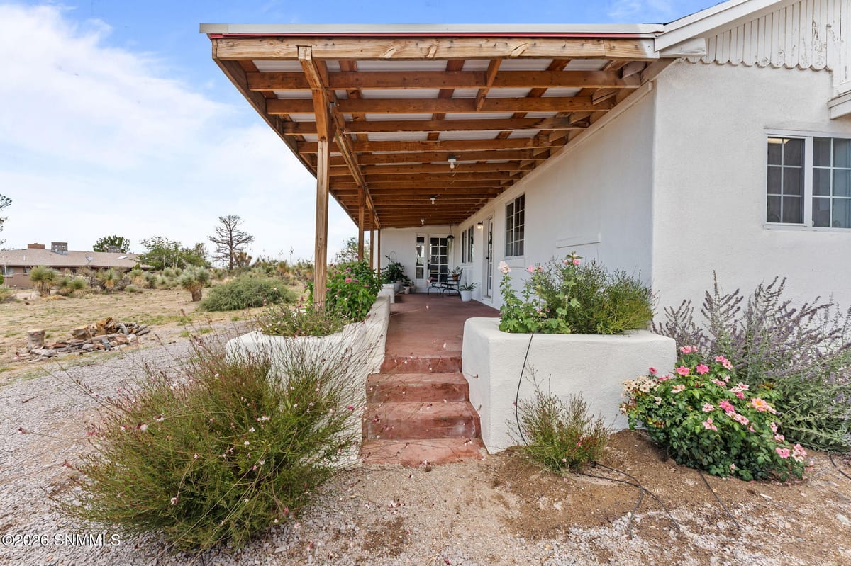 6595 Third Street, Organ, NM 88052 photo 8