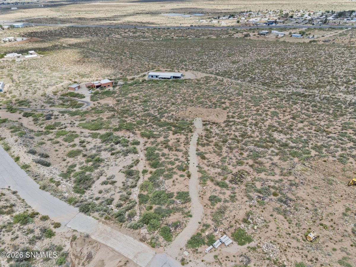 15565 Space Murals Lane, Las Cruces, NM 88011 photo 11