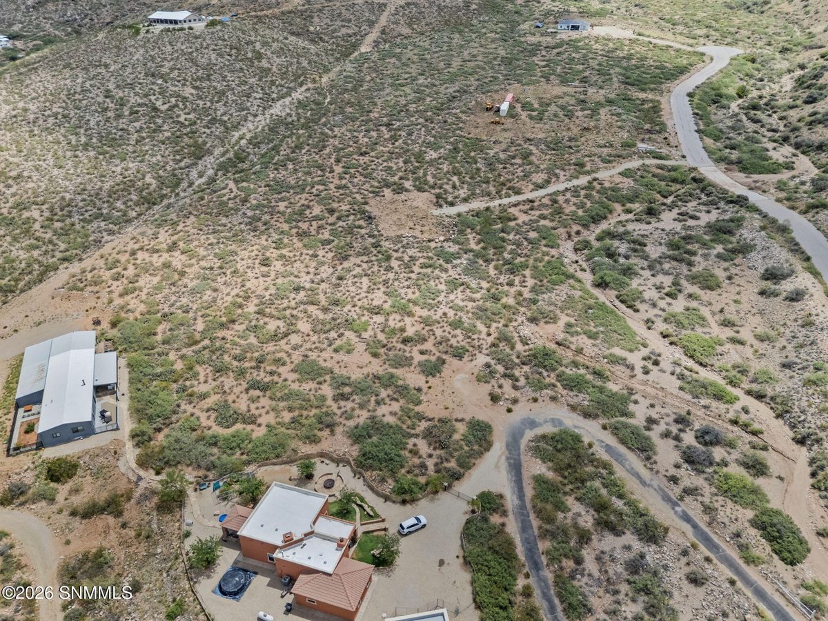 15565 Space Murals Lane, Las Cruces, NM 88011 photo 5