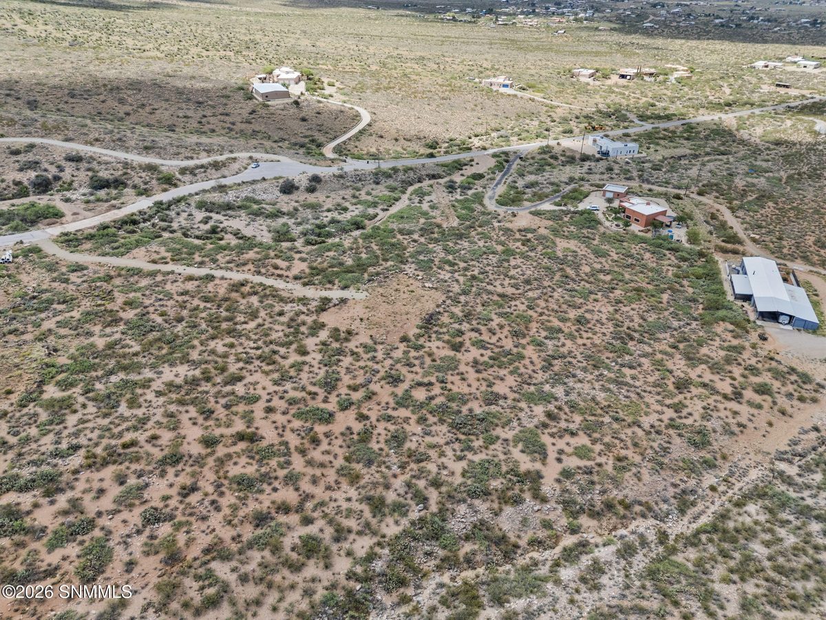 15565 Space Murals Lane, Las Cruces, NM 88011 photo 9
